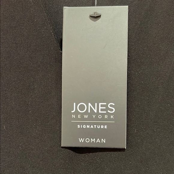 NEW Jones New York Black Boxy Muscle Tee - Picture 5 of 9